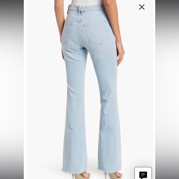 Good American Good Legs Flare Light Wash Jeans
Fray Hem H740 Wide Leg 15 / 34 - Picture 11 of 12